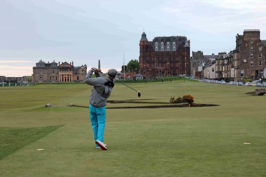 Greg Kilfoil on the famous 18th at St Andrews